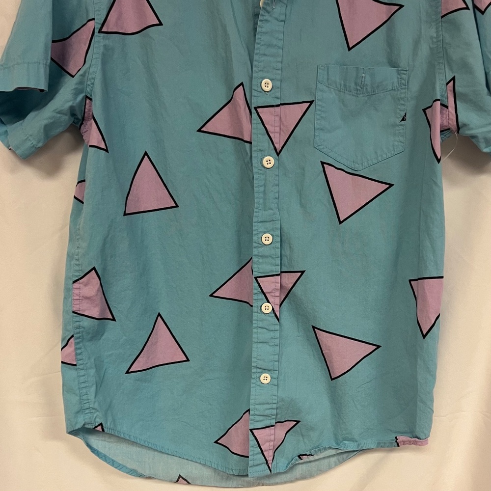 Nickelodeon Box Lunch "Rocko's Modern Life" button up shirt size small - Picture 3 of 7